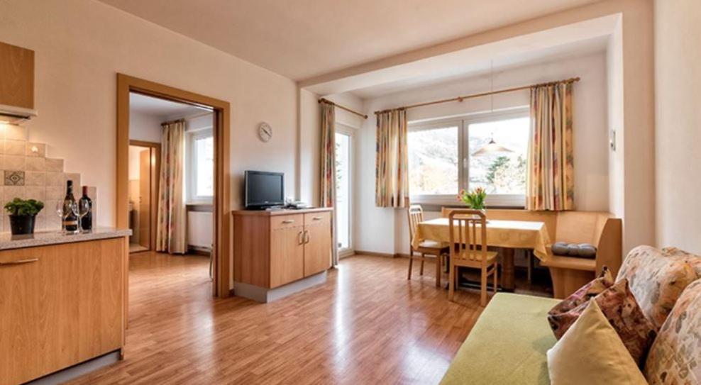 Residence Andrea Лагундо Экстерьер фото